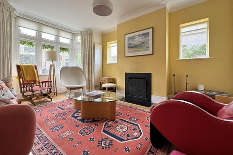 16 Bloomfield Grove, Bath, BA2 2BZ