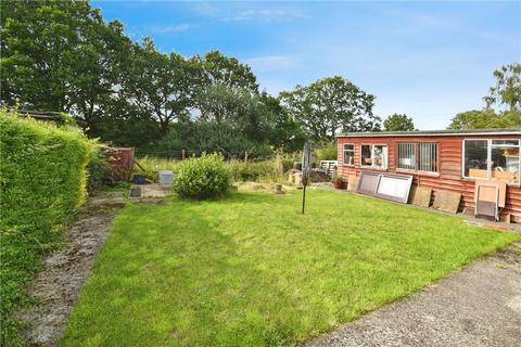 2 bedroom detached house for sale, Street End, North Baddesley, Southampton