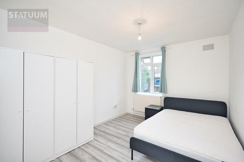 2 bedroom flat to rent, Devons Road, Bromley By Bow, London, E3