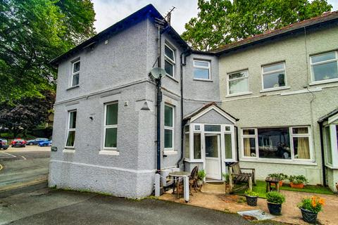 2 bedroom apartment for sale, 2 Burnage Court, Hampsfell Road, Grange over Sands, Cumbria, LA11 6BE