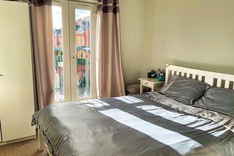 2 bedroom flat for sale, Balmoral Way, Yardley Wood B14