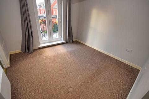 2 bedroom flat for sale, Balmoral Way, Yardley Wood B14