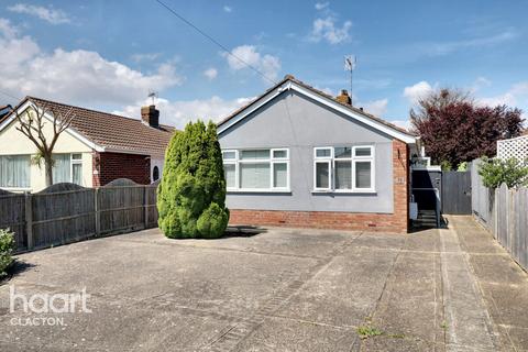 2 bedroom detached bungalow for sale, Crossways, Clacton-On-Sea