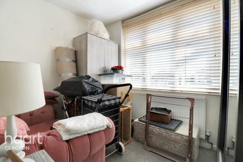 52 Crossways, Jaywick, Clacton-on-sea, CO15 2NG