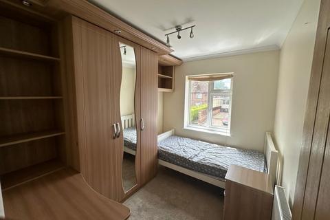 2 bedroom flat to rent, Harrow HA3