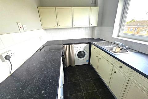 2 bedroom apartment to rent, Westleigh Avenue, Leigh-on-Sea, Leigh on Sea, Essex.