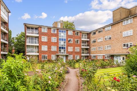 16, Gunnersbury Manor Elm Avenue, London, W5 3XB