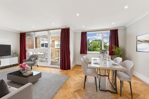 16, Gunnersbury Manor Elm Avenue, London, W5 3XB