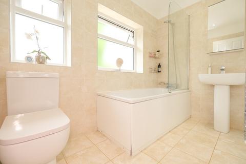 26 Broom Avenue, Orpington, BR5 3BT