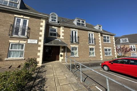 2 bedroom flat to rent, Church Hill, Newhaven, BN9 9HZ