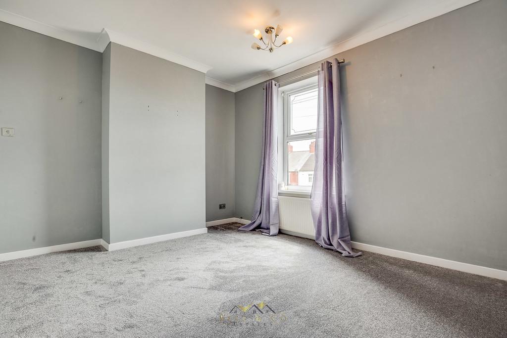 Bedroom 1.3