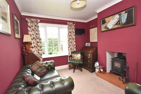 3 bedroom end of terrace house for sale, Post Office Lane, Hampton