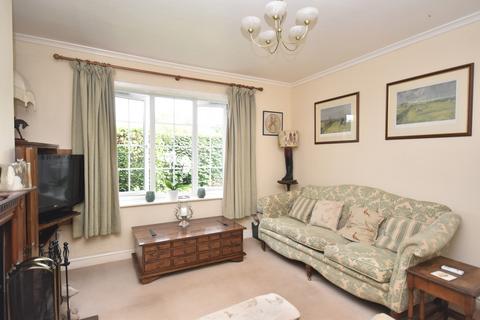 3 bedroom end of terrace house for sale, Post Office Lane, Hampton