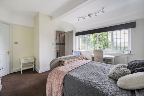 38 Highfield Road, Purley, CR8 2JG