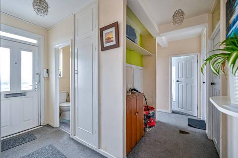 3 bedroom flat to rent, Cambridge Gardens, Kingston, Kingston upon Thames, KT1