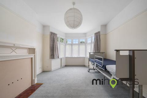 3 bedroom terraced house for sale, Strathmore Gardens, London