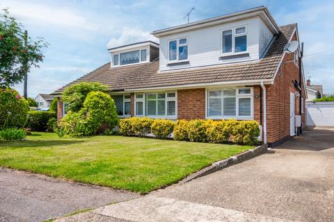 4 bedroom semi-detached house for sale, Dawlish Crescent, Rayleigh SS6