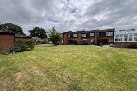 2 bedroom apartment for sale, Hesketh Close, Cranleigh