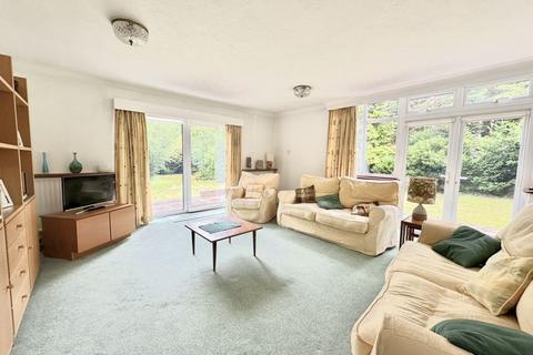 4 bedroom detached house for sale, Wilmerhatch Lane, Epsom