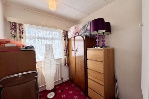 5 Rednall Drive, Sutton Coldfield, B75 5LG