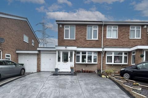 3 bedroom semi-detached house for sale, Francis Ward Close, West Bromwich