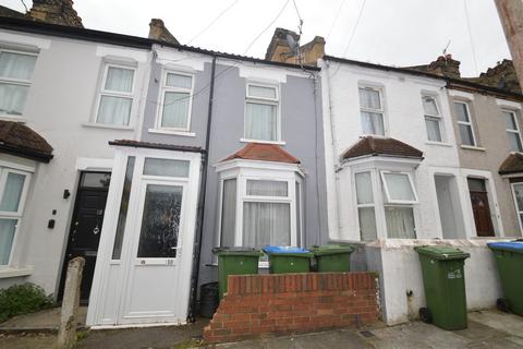 2 bedroom terraced house for sale, Hartville Road, London