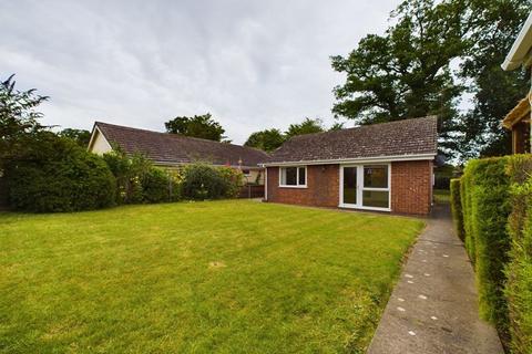 2 bedroom detached house for sale, Church Road, Thurston