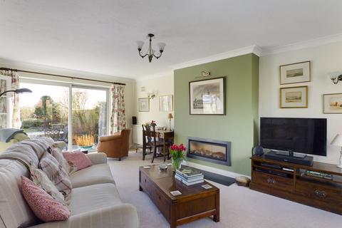24 Grove Drive, Woodhall Spa, LN10 6RT