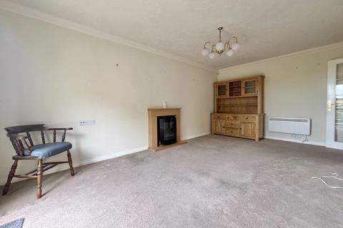 1 bedroom retirement property for sale, New Hall Lodge, Reddicap Heath Road, Sutton Coldfield, B75 7DW