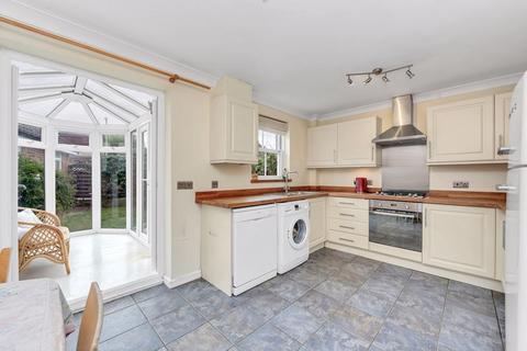 3 bedroom terraced house for sale, Bulrush Crescent, Bury St Edmunds