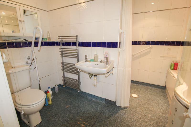 En suite bathroom