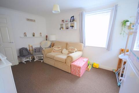 1 bedroom apartment to rent, Avon Close, Bournemouth BH8