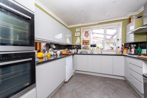 3 bedroom semi-detached house for sale, Birchett Road, Farnborough GU14