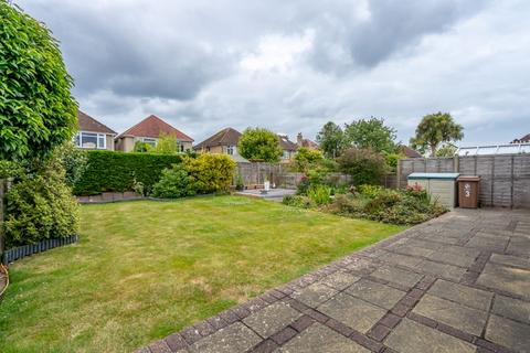 3 bedroom detached bungalow for sale, Lovells Close, Aldwick (under 1km from Aldwick Beach)