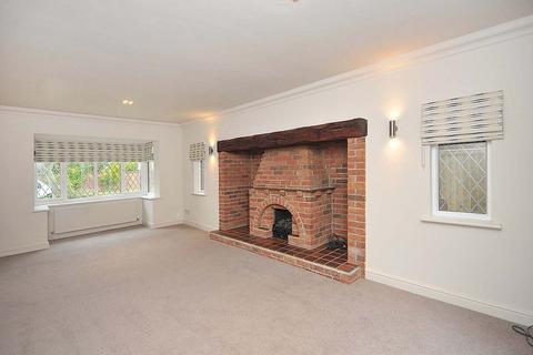 5 bedroom detached house to rent, Buckingham Drive, Knutsford