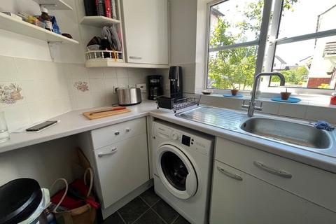 2 bedroom terraced house to rent, Castle Mount, Exeter EX4