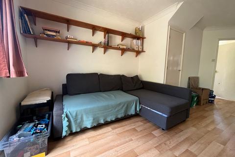 2 bedroom terraced house to rent, Castle Mount, Exeter EX4