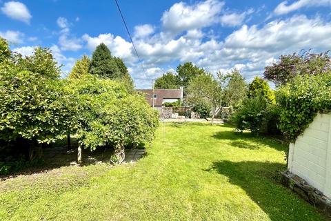 2 bedroom detached bungalow for sale, Touchstone Lane, Chard