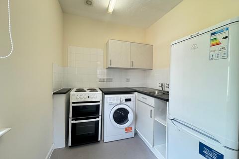 1 bedroom apartment to rent, Charlecote House, Millbrook Road