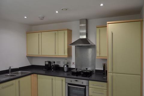 2 bedroom apartment to rent, Grays Place, Slough