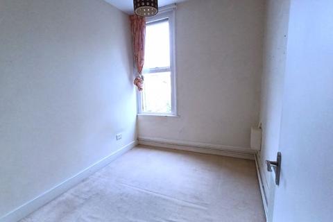 2 bedroom apartment to rent, Epsom Road, Guildford