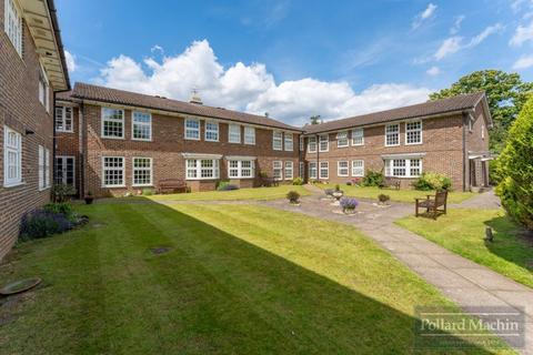 2 bedroom apartment for sale, Addington Road, Sanderstead