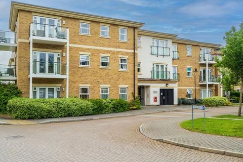 1 bedroom apartment for sale, Dyas Road, Sunbury-On-Thames