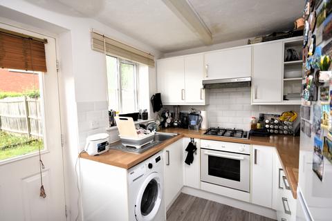 2 bedroom terraced house to rent, Aylesbury HP20