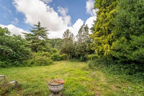 20 Firs Drive, Hounslow, TW5 9TD