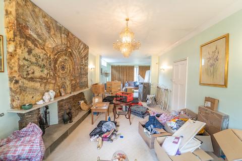20 Firs Drive, Hounslow, TW5 9TD
