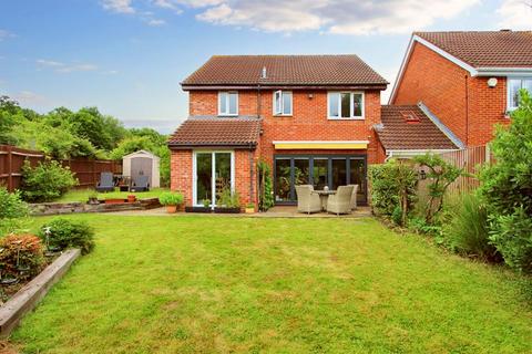 4 bedroom link detached house for sale, Ajax Close, Basingstoke RG24