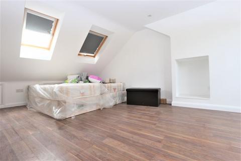 Property to rent, West Green Road, Seven Sisters N15