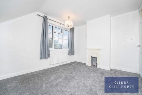 3 bedroom semi-detached house to rent, Lonsdale Close, Uxbridge, UB8 3BY