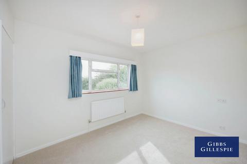 4 bedroom semi-detached house to rent, Heath Road, Beaconsfield